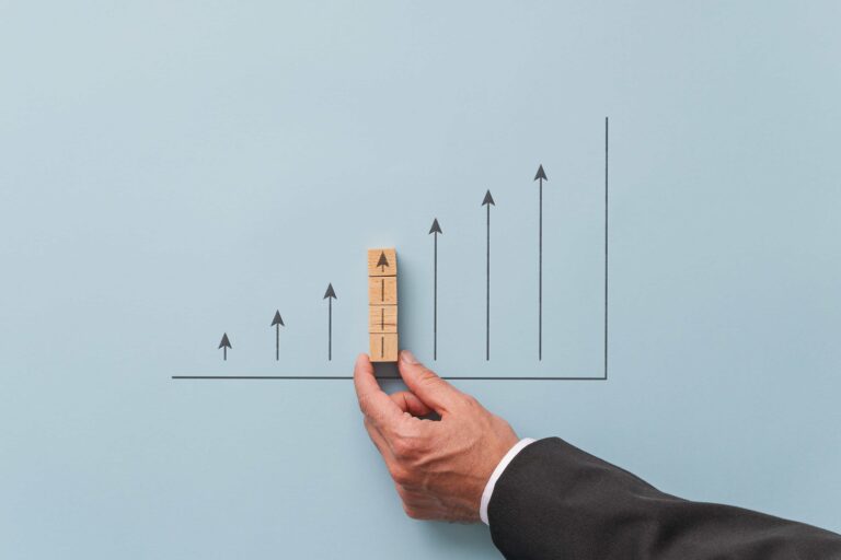 tinywow business economy growth prediction graph 2023 11 27 05 21 33 utc 43804730 768x512 1 1